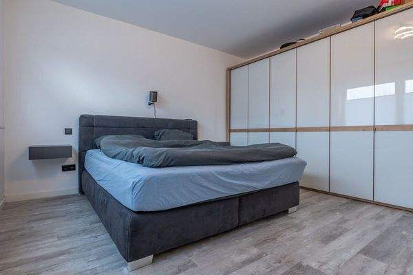 sowie das Elternzimmer