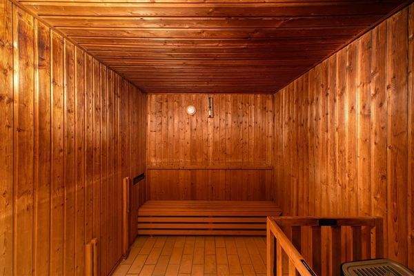 16. Sauna