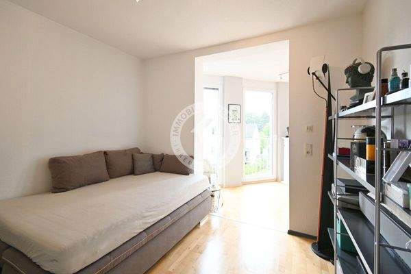 Rundgang Bürozimmer (Blick1)