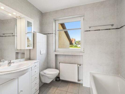 Wohn-Badezimmer Mietwohnung_2