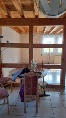 Raumteiler zwischen Küche und Wohnzimmer