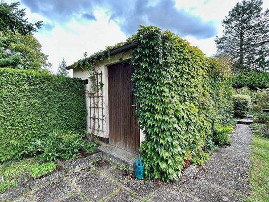 Kleine Gartenabstellkammer.JPG