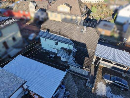 Blick auf Haus und Hof