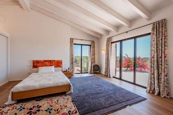 20_luxury-finca-santanyi-mondrago-pool-terrace (5)