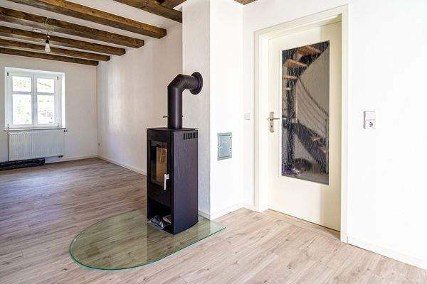 EG - Wohnzimmer mit Kamin