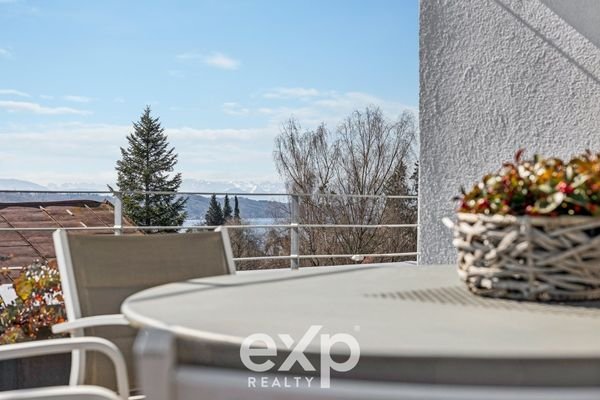 Dachterrasse mit Blick auf den Starnberger See