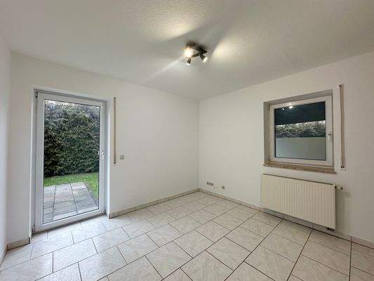 EG Schlafzimmer, Büro (Gewerblich nutzbar)