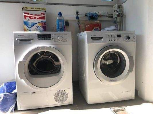 Gemeinschaftsbereich Waschmaschine und Trockner.jpg