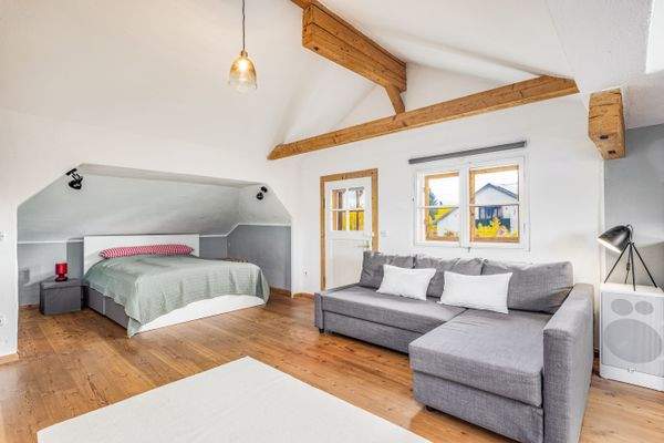 Großzügiges Dachgeschoss