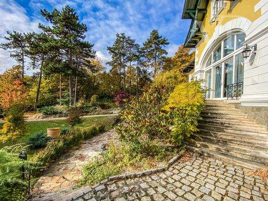 7EA19A78-3EB8-4880-89C4-01922D94FC3F