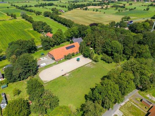 Blick auf das Anwesen