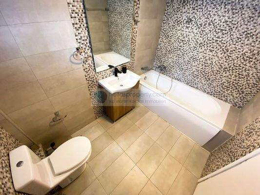 img_b7cf5ca3-5646-443e-944b-2f0f8c55ea26