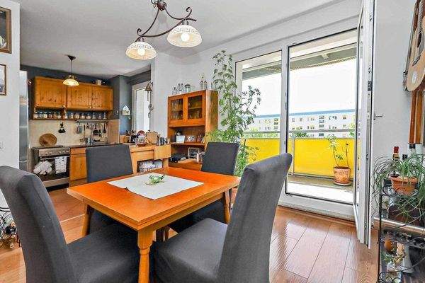 Essbereich Wohnzimmer.jpg