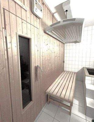 UG/KG: mit Sauna und Tauchbecken