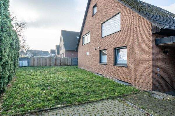 sowie der Garten des Hauses