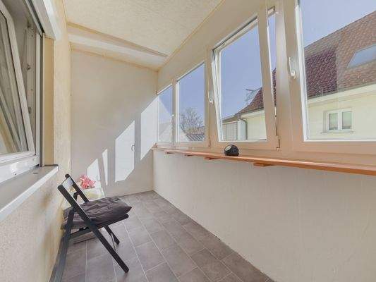 05 Verglaster Balkon