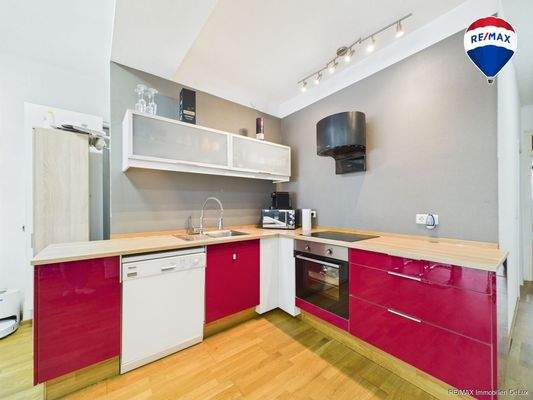 RE/MAX Immobilien DeLux Haus Dillingen Küche