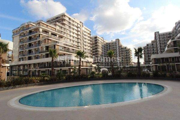 Smart Apartments 2,5 km from Marina in Beylikduzu