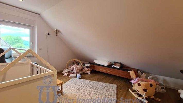 Kinderzimmer 1 im OG