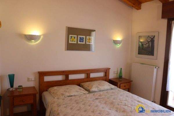 AD Immobilien Schlafzimmer