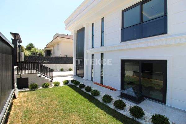 Fourplex Villa with Hammam and Sauna in Osmangazi, Bursa
