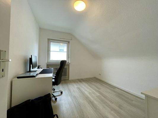 Büro / Gästezimmer DG