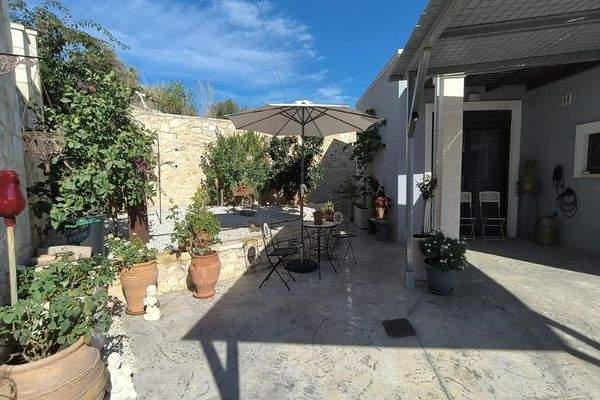 Kreta, Armeni: Charmantes Haus mit Blick auf die White Mountains zu verkaufen