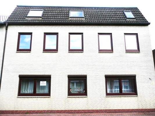 gepflegtes Stadthaus FREI  