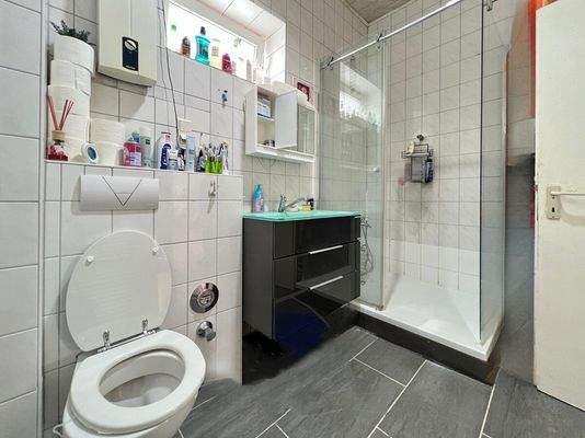 Badezimmer (1. Etage)2_副本