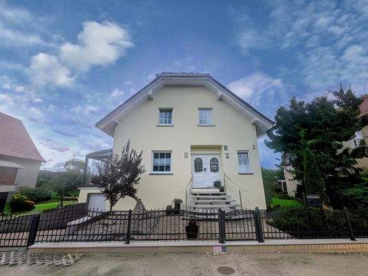 Ansicht des Wohnhauses (Straßensicht)