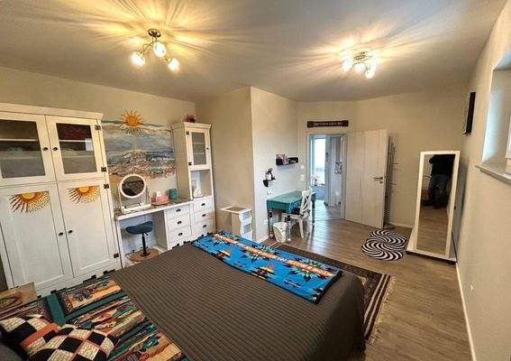 Das zweite Schlafzimmer im OG