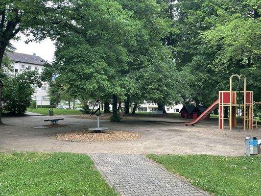 Spielplatz vor dem Hauseingang