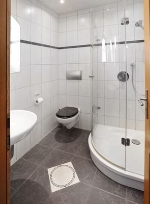 Einliegerwohnung Bad 