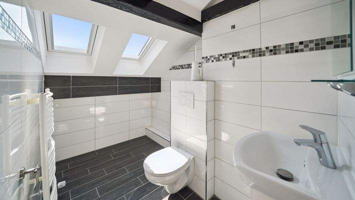 Badezimmer 2. OG