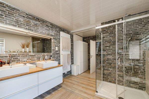 Badezimmer 2.OG Ansicht 2