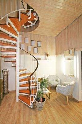 Empfang - Treppenaufgang OG