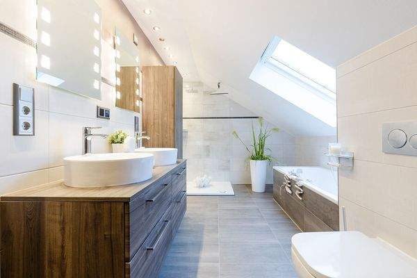 modernes Tageslichtbad