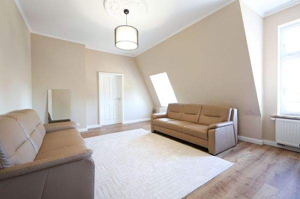 Dachgeschoss - Durchgangszimmer