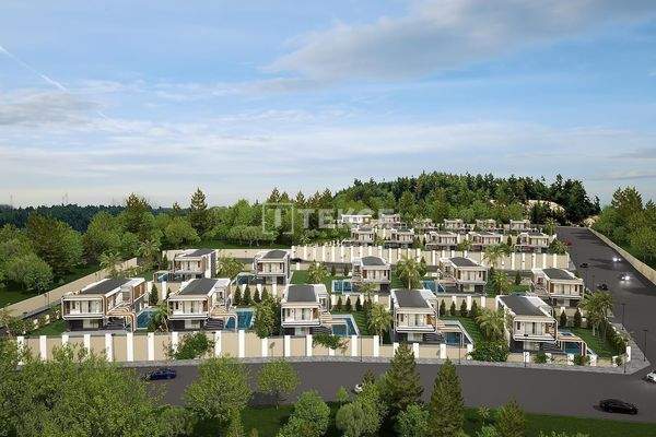 Newly-Built Villa with Private Pool and Garden in Aydın Kuşadası