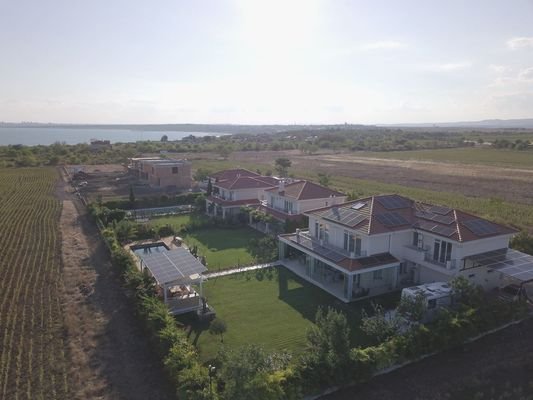 ID 10850 Villa in Pomorie