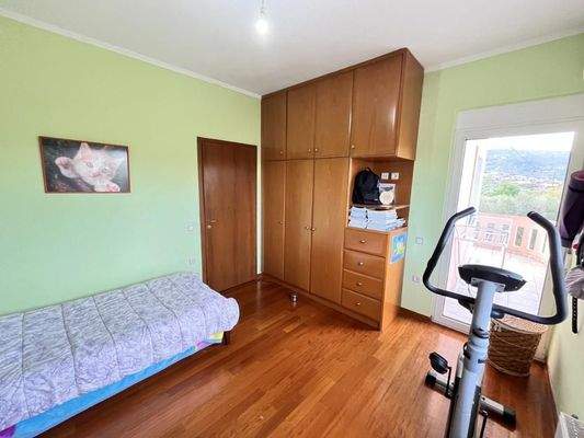 MIT VIDEO: Kreta, Neo Chorio: Zwei- Apartmentshaus zu verkaufen