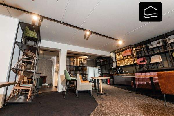 Showroom Erdgeschoss (2).jpg