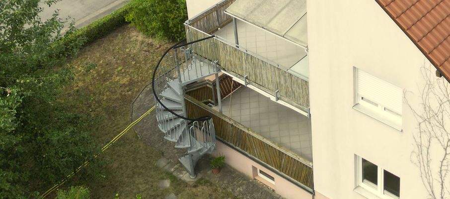 4. OG-Wendeltreppe vom Balkon.jpg