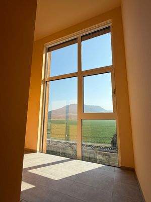 E.-V.-Thüringen-Str. 1 - Treppenhausfenster