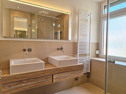 doppelter Waschtisch