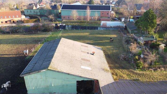 Scheune und Schuppen