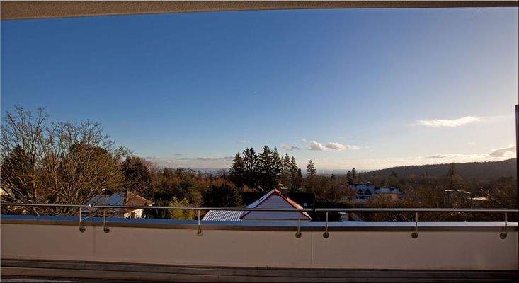 Neu 15 Balkon 2 quer Panorama1.jpg