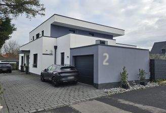 Zufahrt - Straßenansicht