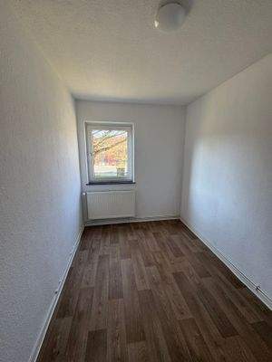 2. Schlafzimmer / Arbeitszimmer