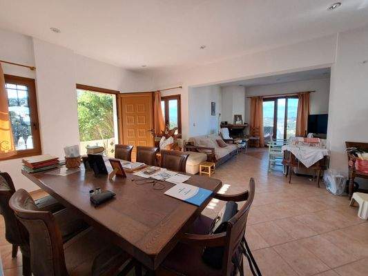 WhatsApp Image 2025-01-30 at 15.11.39_981ca6dc.jpg